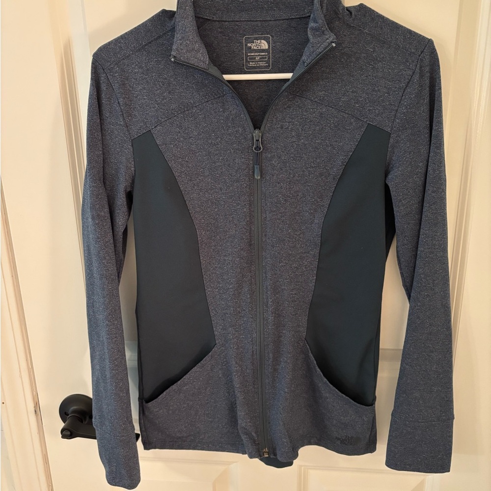 The North Face Women's Dark Blue Utility Jacket, Small